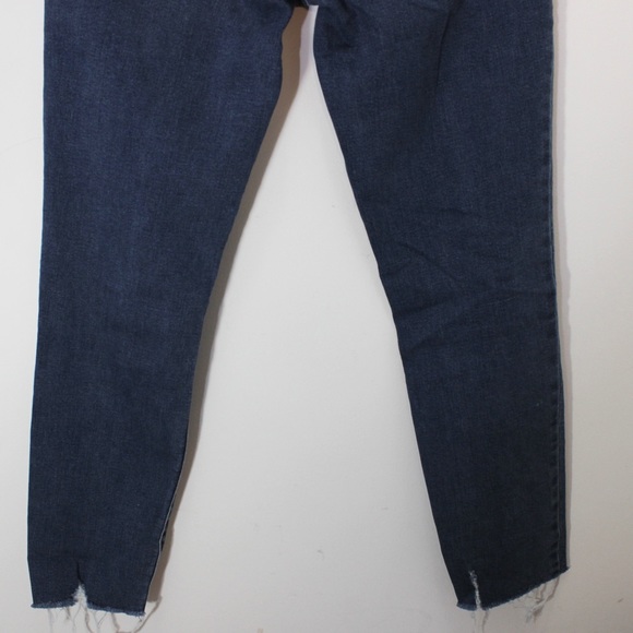 OLD NAVY Rockstar Mid-Rise Distressed Raw Hem Jeans Stretch Denim Knee Holes 8 - Picture 4 of 12